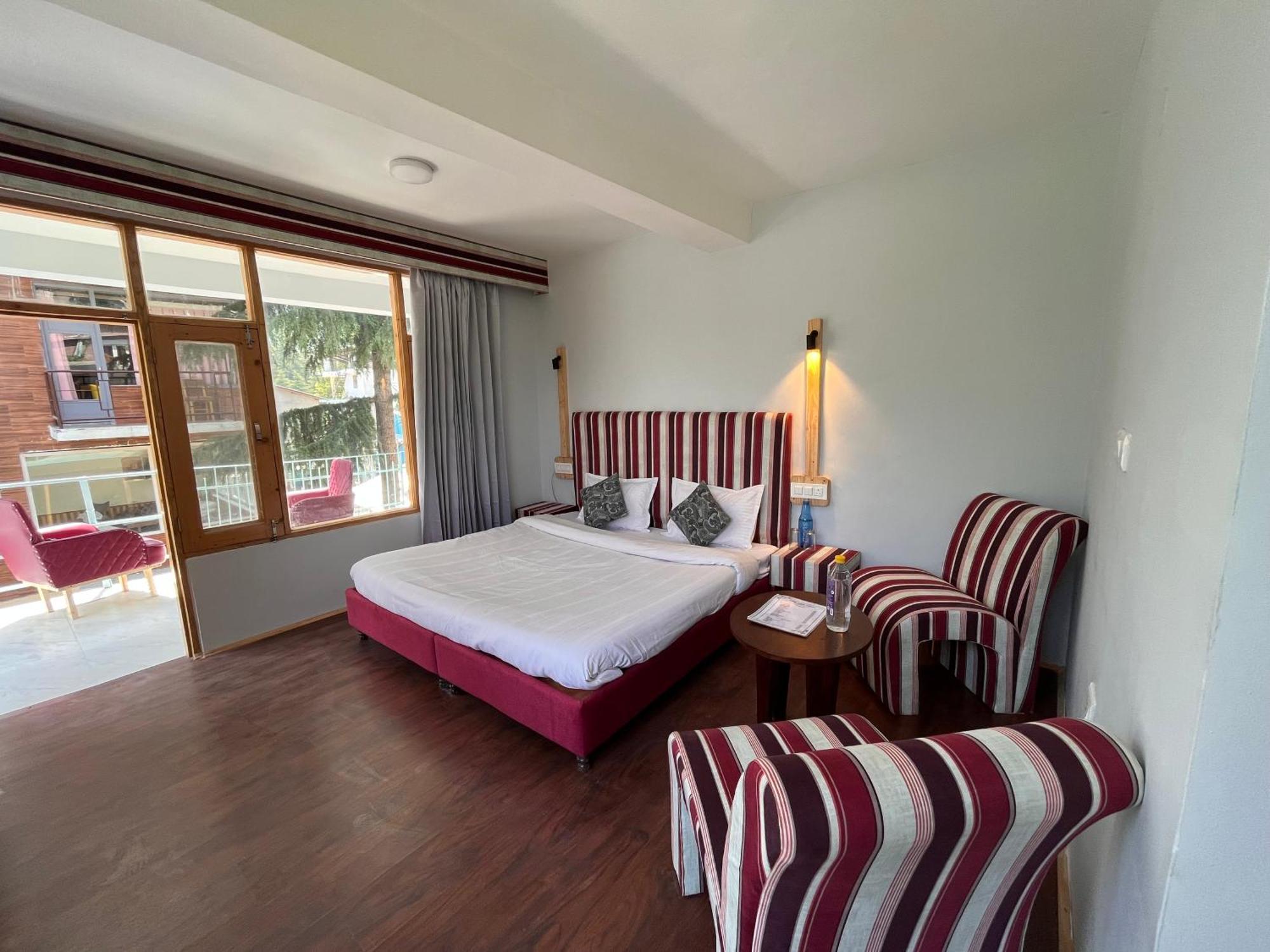 Hotel English Rose, #Personal Parking, #Petfriendly, #Garden, #Bonfire Under The Stars Manali  Exterior photo