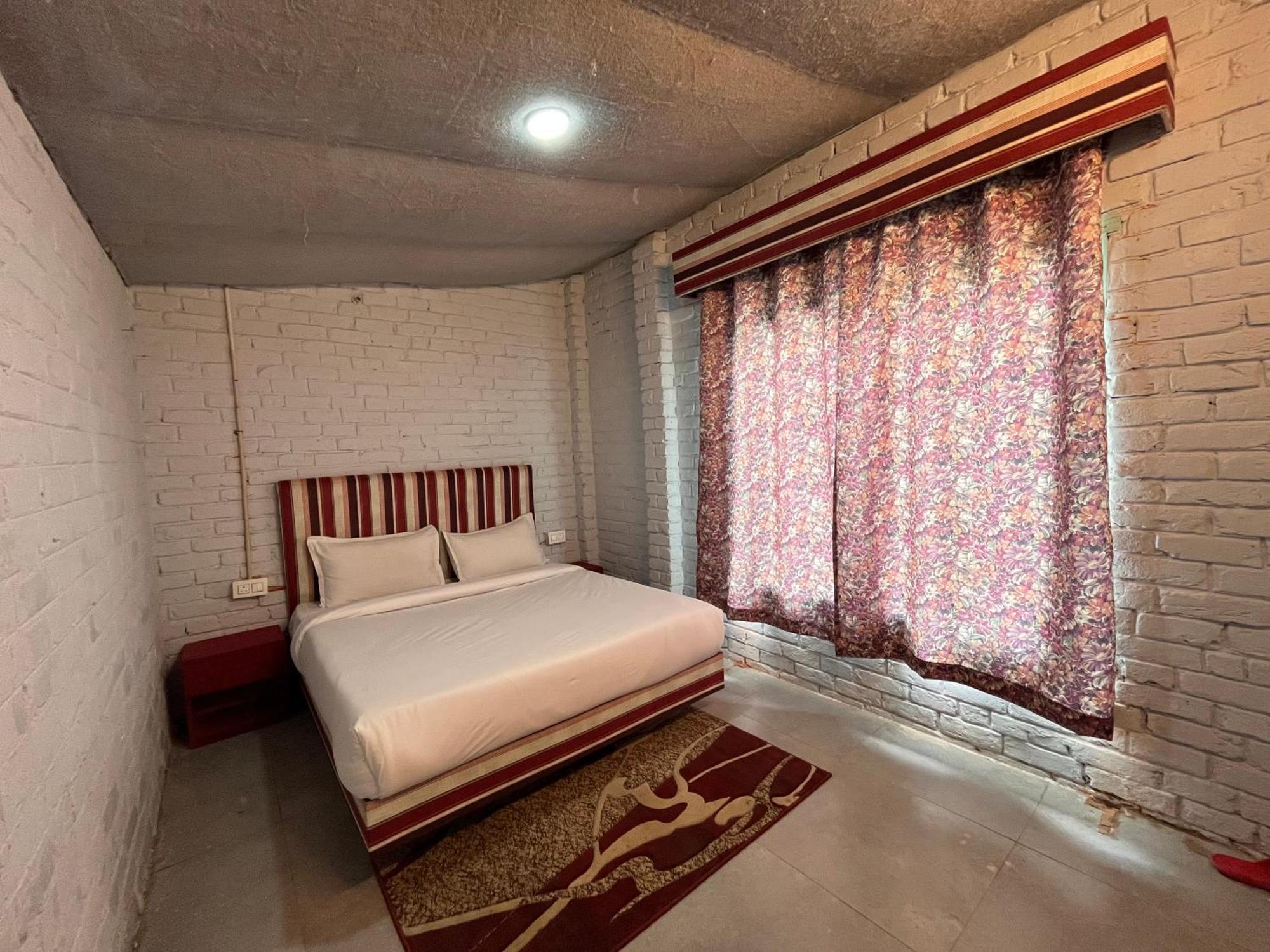 Hotel English Rose, #Personal Parking, #Petfriendly, #Garden, #Bonfire Under The Stars Manali  Exterior photo