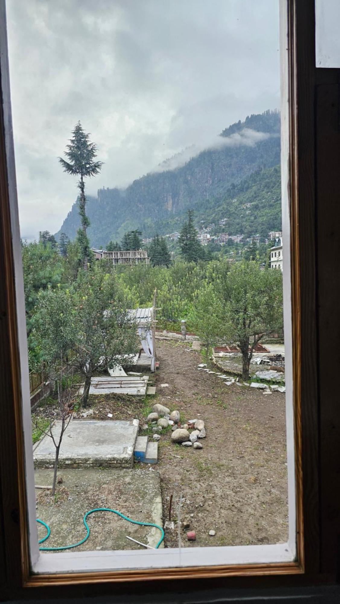 Hotel English Rose, #Personal Parking, #Petfriendly, #Garden, #Bonfire Under The Stars Manali  Exterior photo