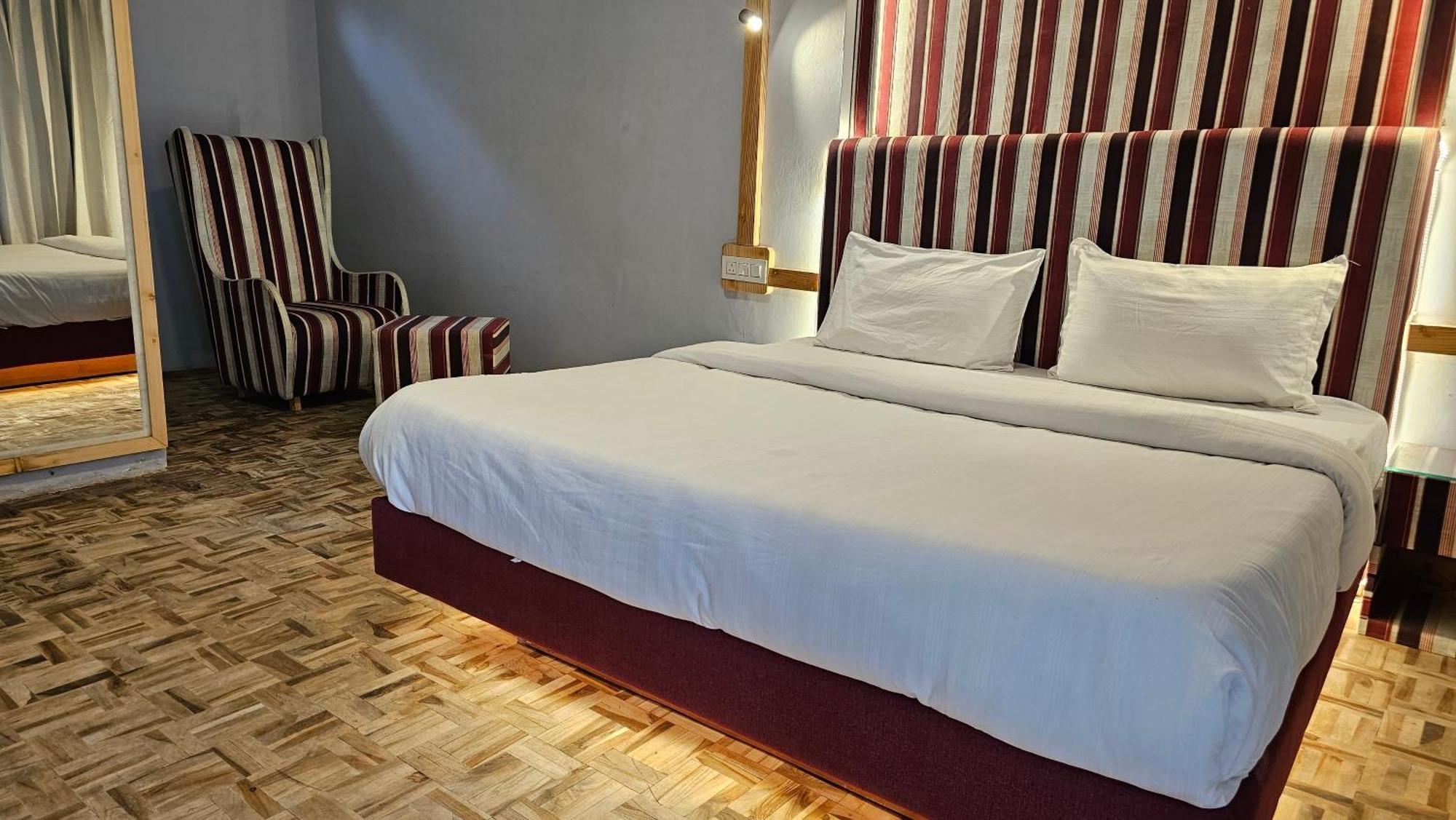 Hotel English Rose, #Personal Parking, #Petfriendly, #Garden, #Bonfire Under The Stars Manali  Exterior photo